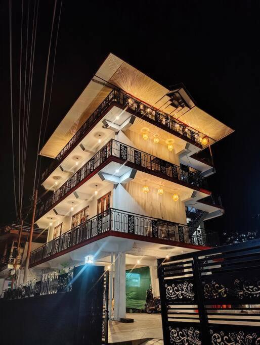 Summit House Dharamshala Villa Exteriör bild